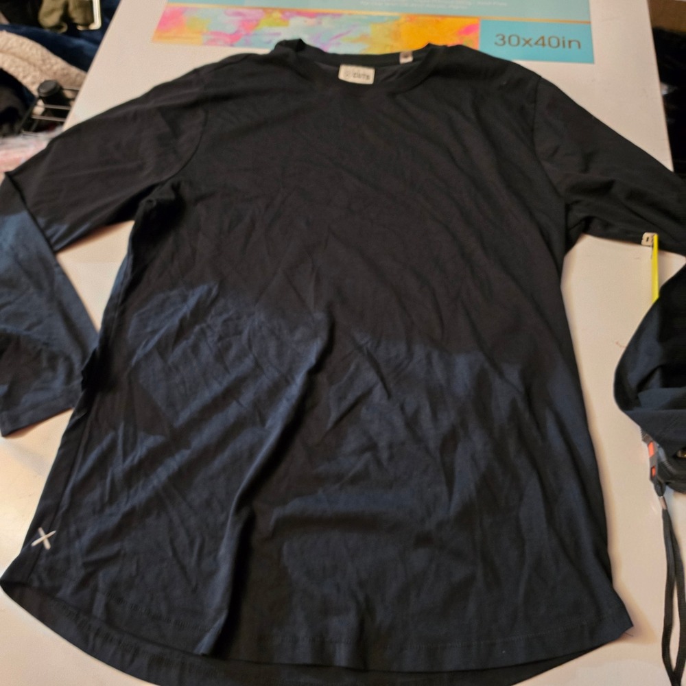 Cuts Clothing Men Black Long Sleeve Crew Neck Curved Hem T-Shirt XL